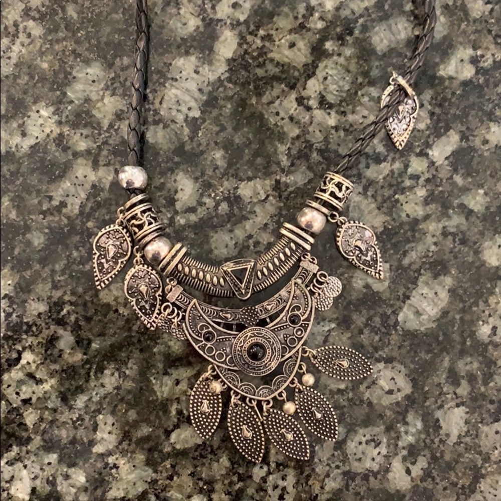 Jewelry bundle - Picture 4 of 5